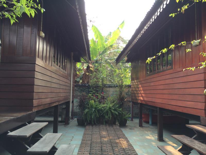 Baan Kong Homestay Ayutthaya Bagian luar foto